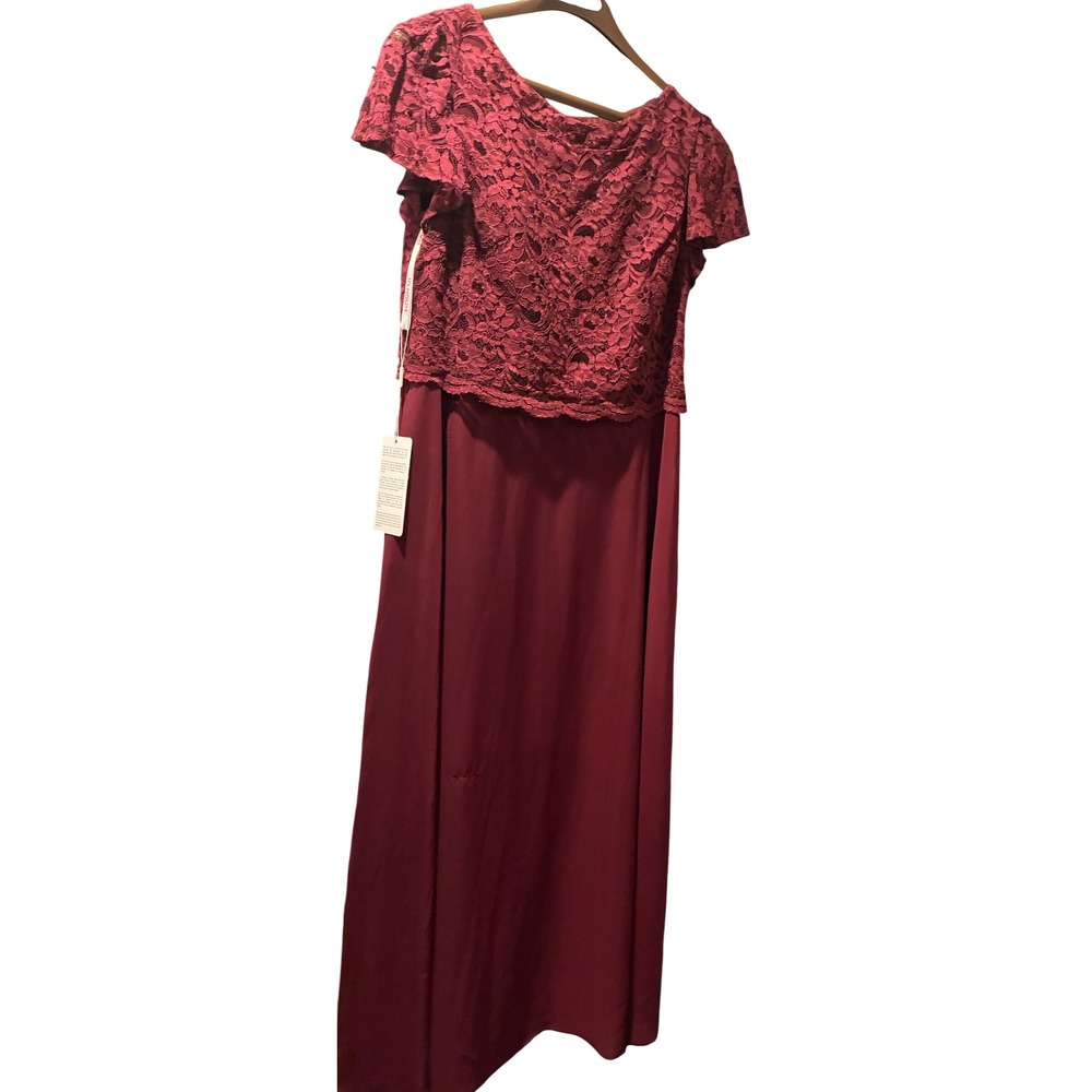 JJ's House Burgundy Lace Sequin Formal Gown Short Sleeve Maxi Dress NWT 16
